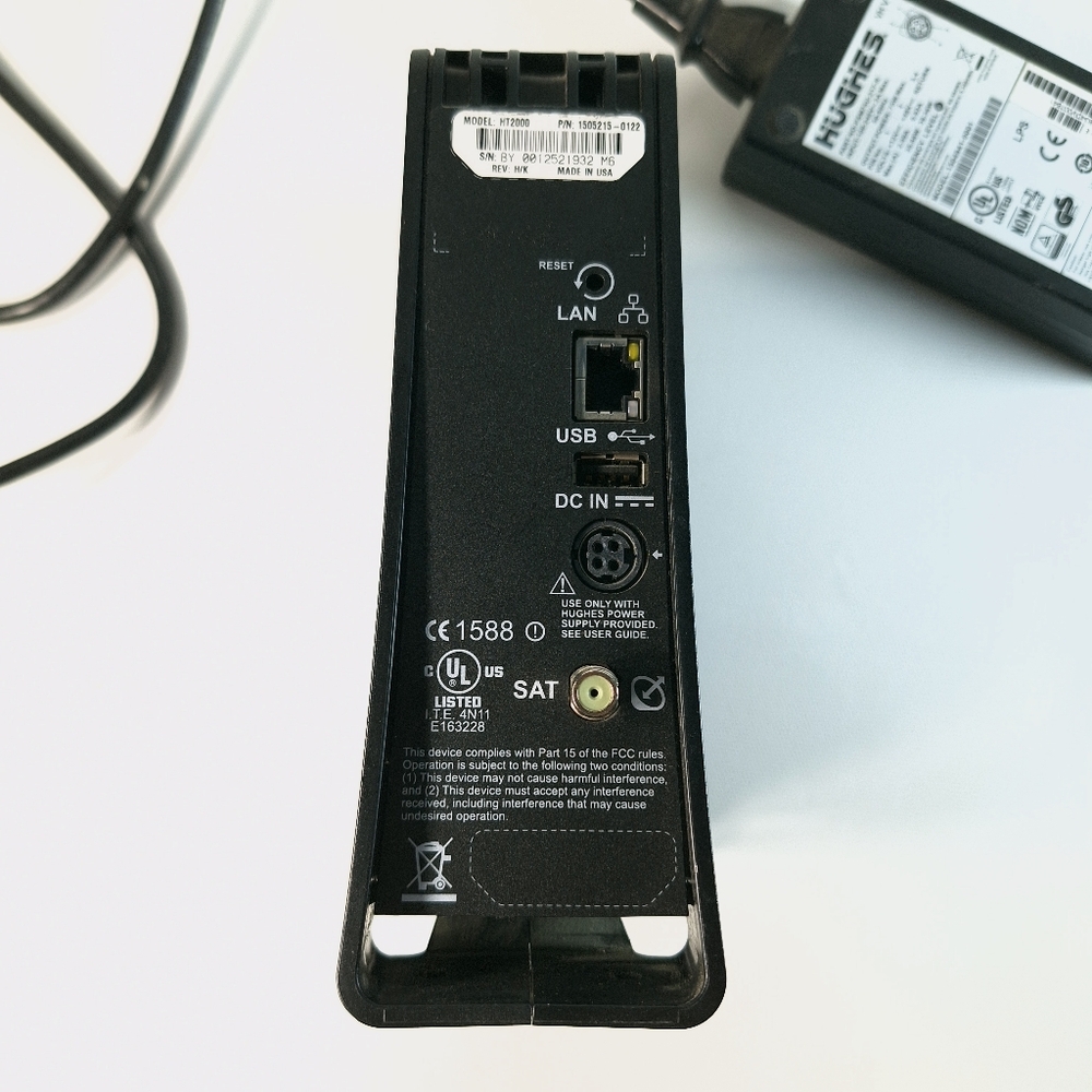 XPLORNET HT2000 Satellite Modem LAN USB DUAL-BAND BLACK - Picture 7 of 11